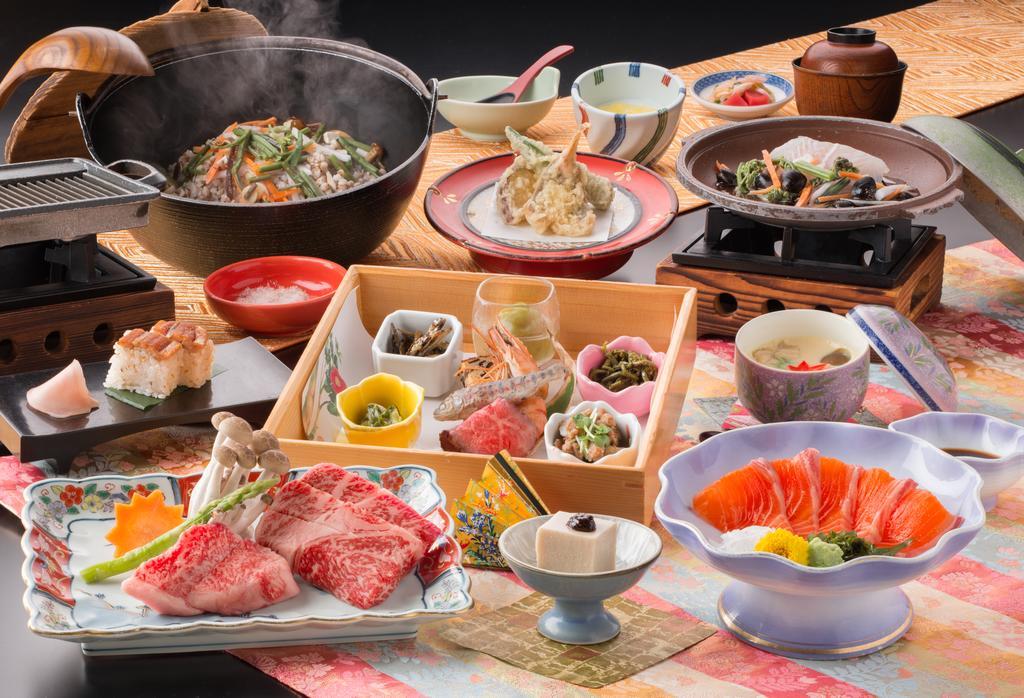 Okuhida Yakushi No Yu Honjin Hotel Takayama  Luaran gambar