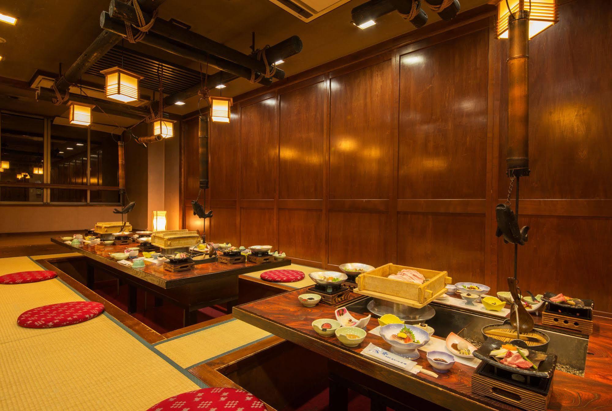 Okuhida Yakushi No Yu Honjin Hotel Takayama  Luaran gambar