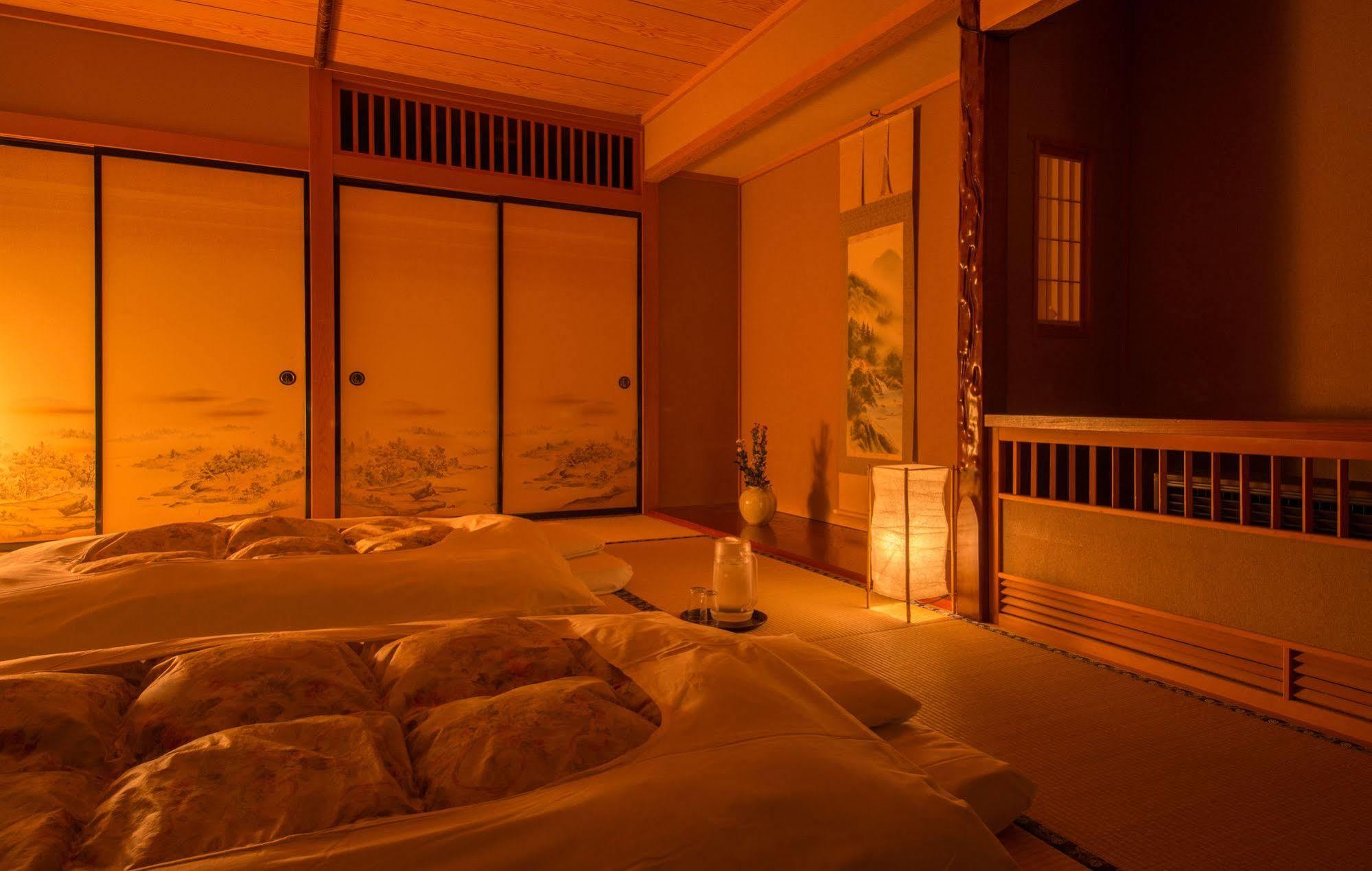 Okuhida Yakushi No Yu Honjin Hotel Takayama  Luaran gambar