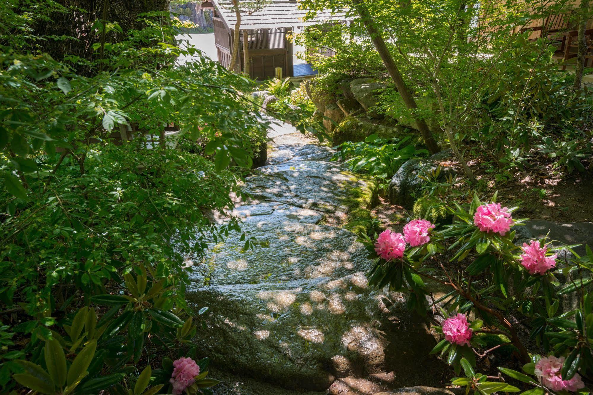 Okuhida Yakushi No Yu Honjin Hotel Takayama  Luaran gambar